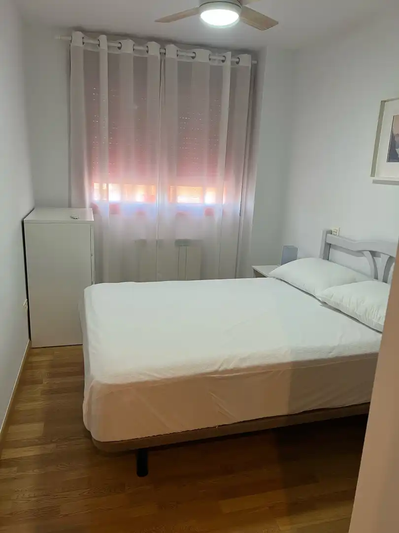 Bedroom of Flat for rent in Ciudad Real  with Heating, Terrace and Storage room