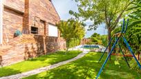 Swimming pool of House or chalet for sale in Majadahonda  with Air Conditioner, Heating and Private garden