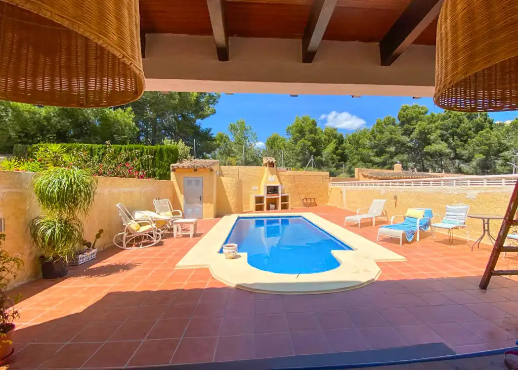 Piscina de Casa o chalet en venta en Escandinavia - Cautivador