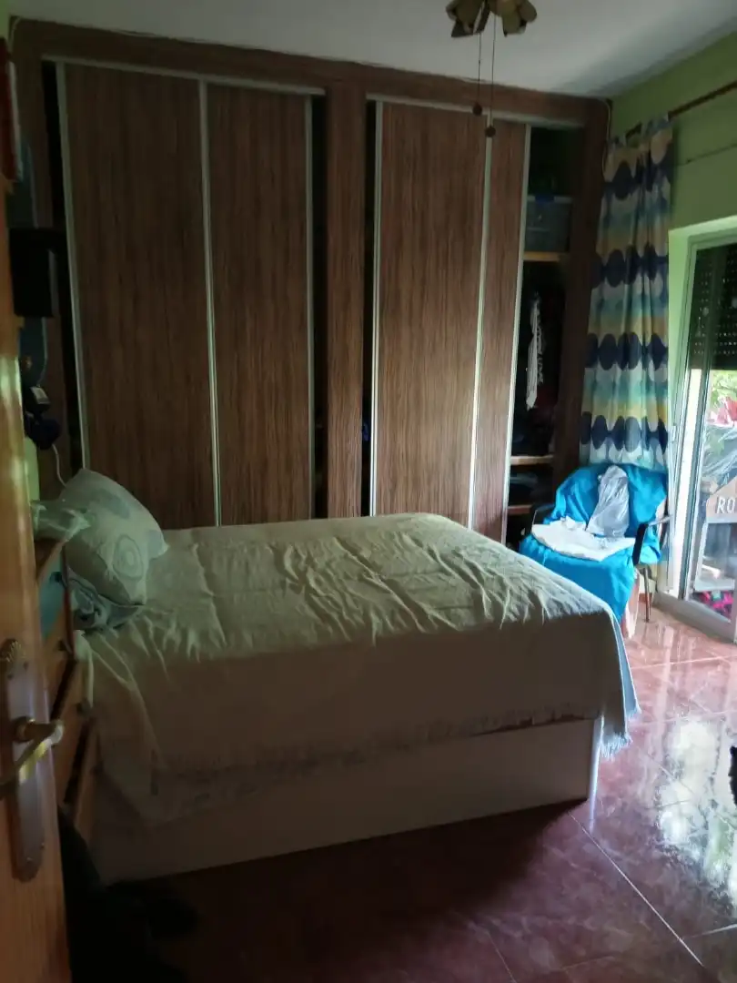 Dormitori de Casa o xalet en venda en La Zubia amb Jardí privat i Piscina