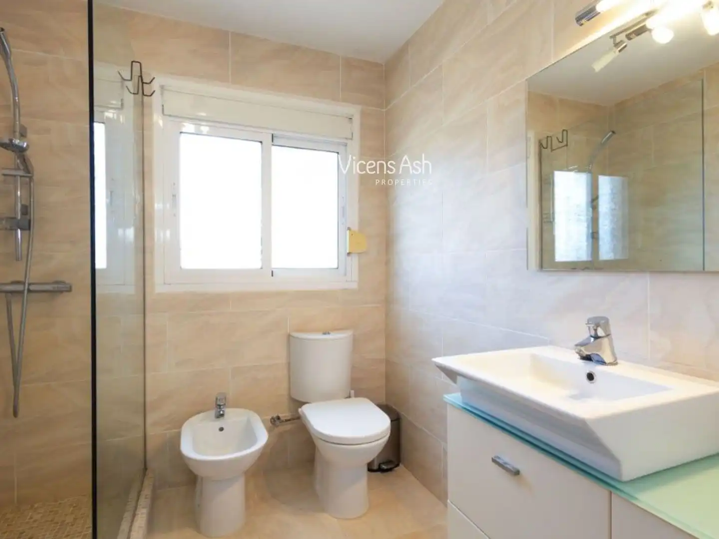 Bathroom of Houses for sale in Jávea / Xàbia  with Air Conditioner, Terrace and Storage room