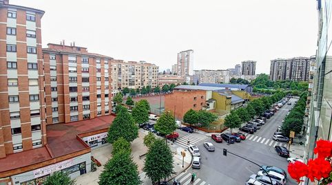 Foto 4 de Piso en venta en Calle Baleares, 27, Pumarín, Gijón