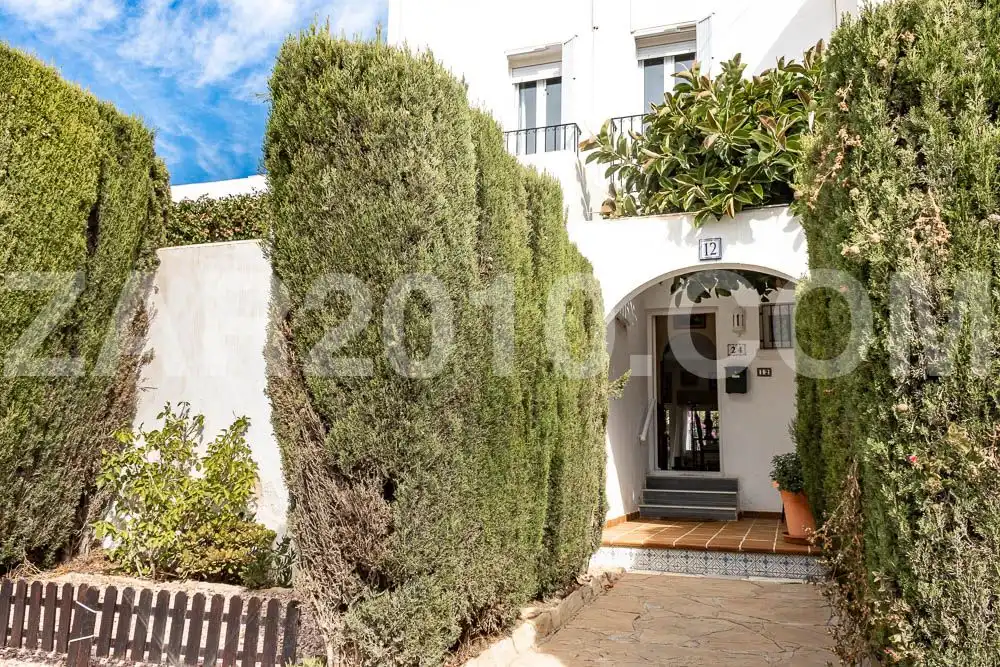 Houses for sale in Calle la Rumina, El Palmeral