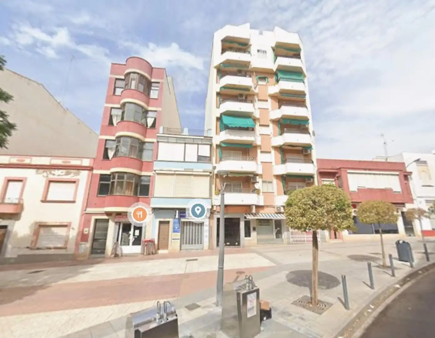 Exterior view of Office for sale in Población de Arroyo