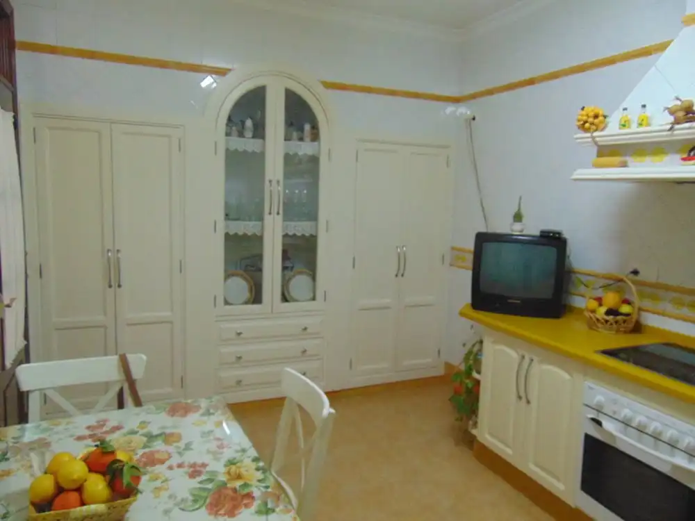 Cocina de Casa o chalet en venta en Lora del Río con Aire acondicionado y Calefacción