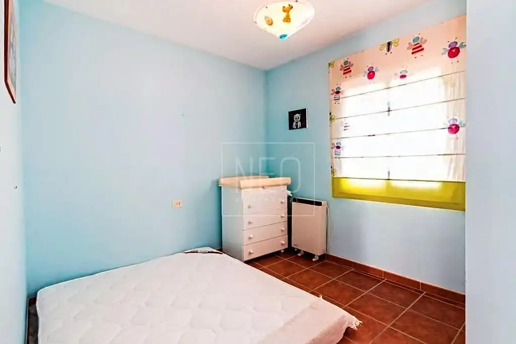 Dormitori de Casa o xalet en venda en Albolote amb Aire condicionat, Calefacció i Jardí privat