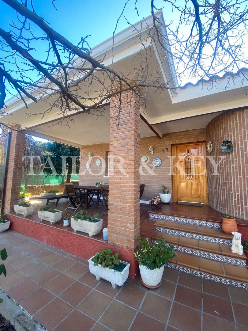 Exterior view of House or chalet for sale in Nuevo Baztán  with Private garden and Terrace