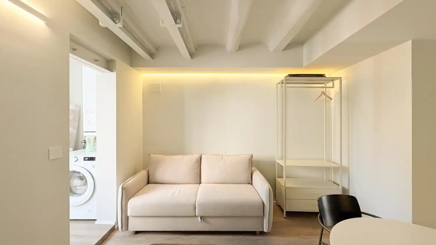 Living room of Apartments for sale in Sant Martí