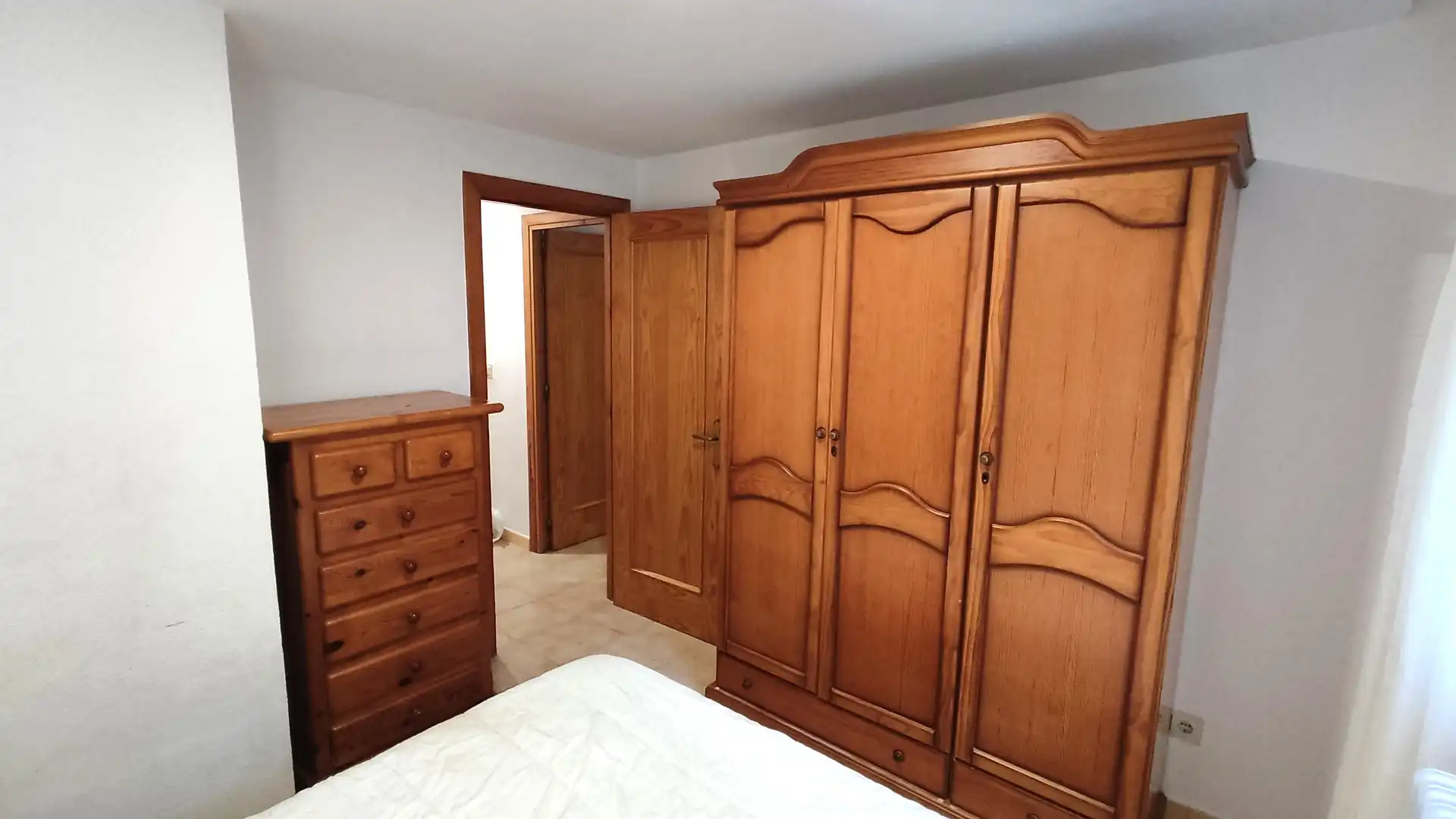 Habitación de Piso en venta en Biescas con Calefacción, Terraza y Amueblado