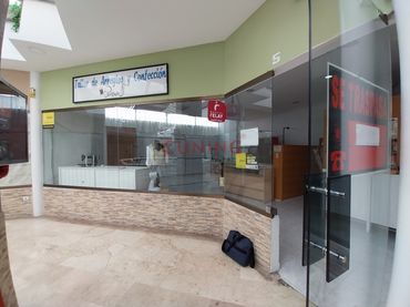 Local comercial en venda a Avenida España