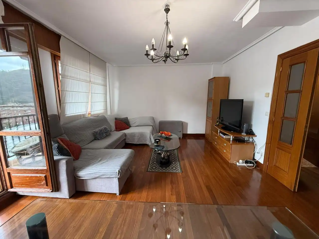 Living room of Duplexes for sale in Castro-Urdiales  with Heating, Parquet flooring and Terrace