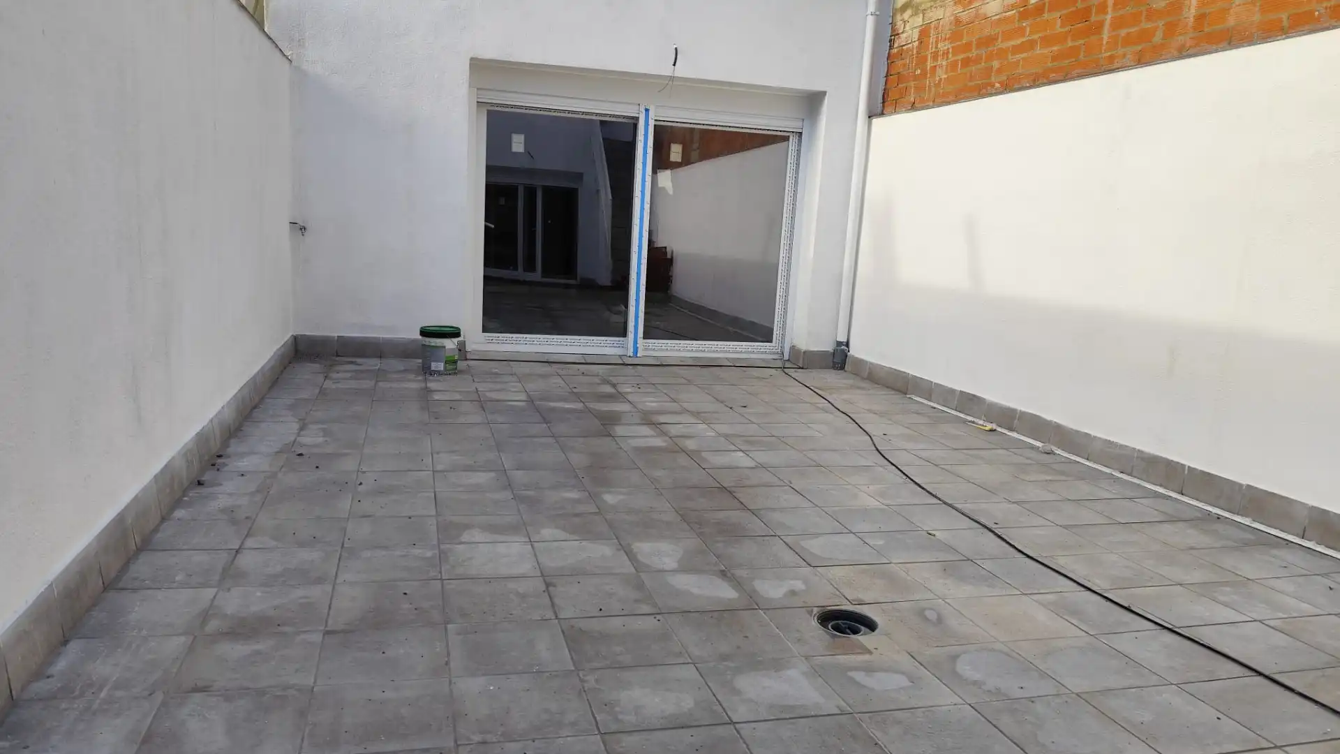 Terrassa de Casa adosada en venda en Cerdanyola del Vallès amb Aire condicionat, Calefacció i Jardí privat