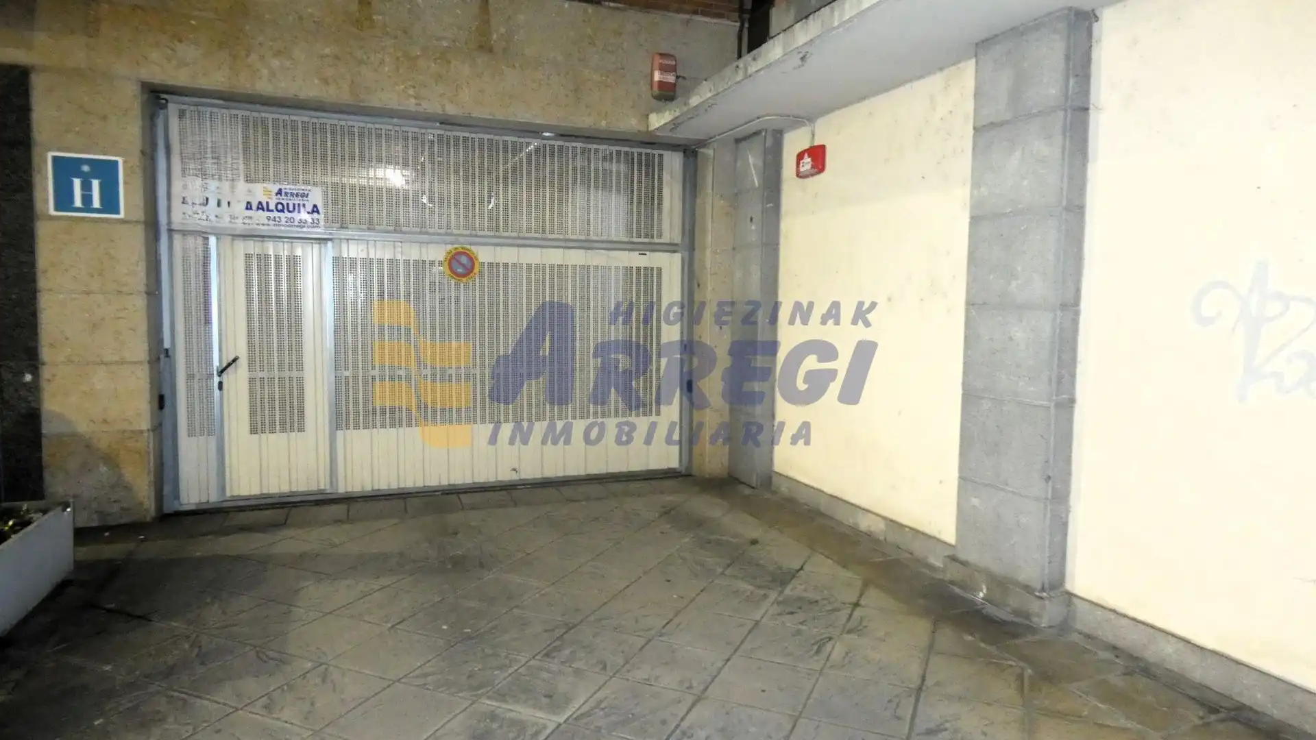 Parking of Garage for rent in Ermua