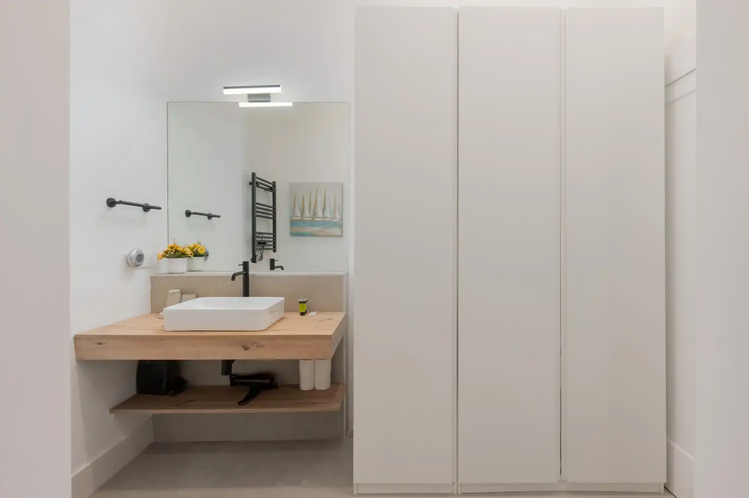 Baño de Apartamento en venta en Sevilla con Aire acondicionado, Calefacción y Amueblado