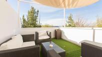 Terrassa de Casa adosada en venda en  Granada Capital amb Jardí privat, Terrassa i Piscina