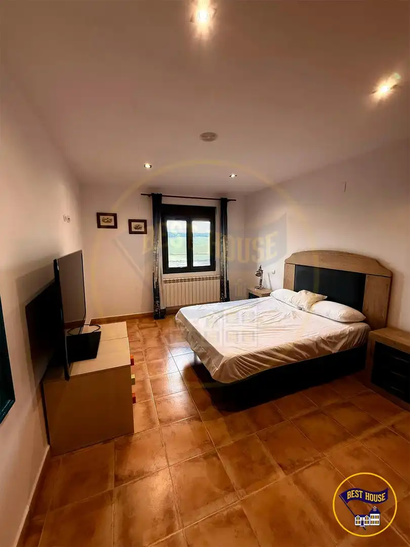 Einfamilien-Reihenhaus zum Verkauf in LAS PERNALOSAS, Villar de Olalla