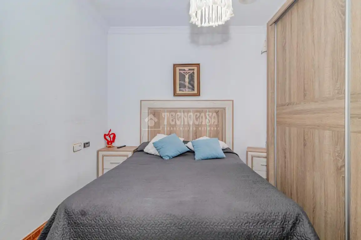 Habitación de Piso en venta en Lucena con Aire acondicionado, Amueblado y Balcón