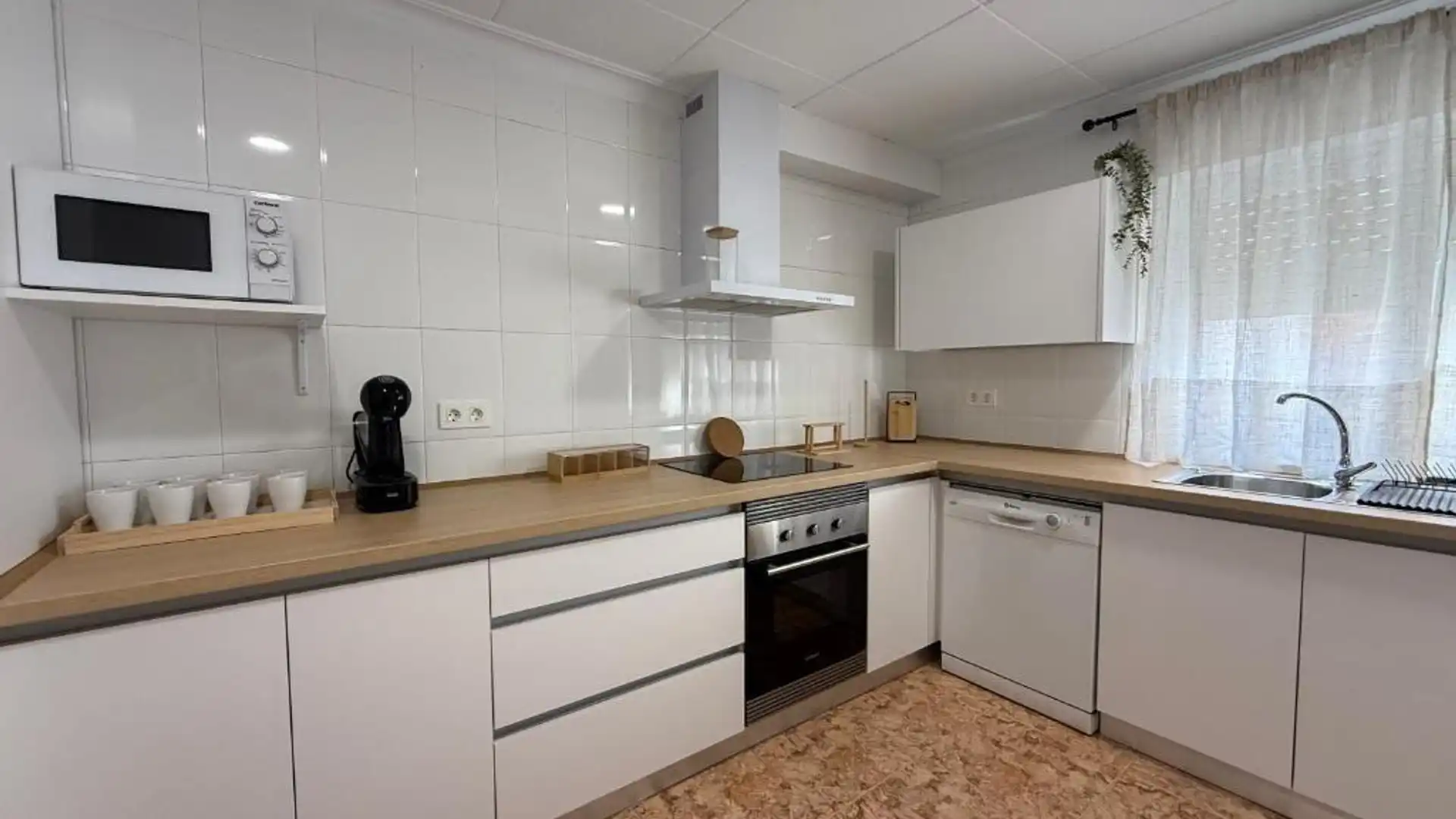 Cocina de Piso de alquiler en  Murcia Capital con Aire acondicionado, Terraza y Amueblado