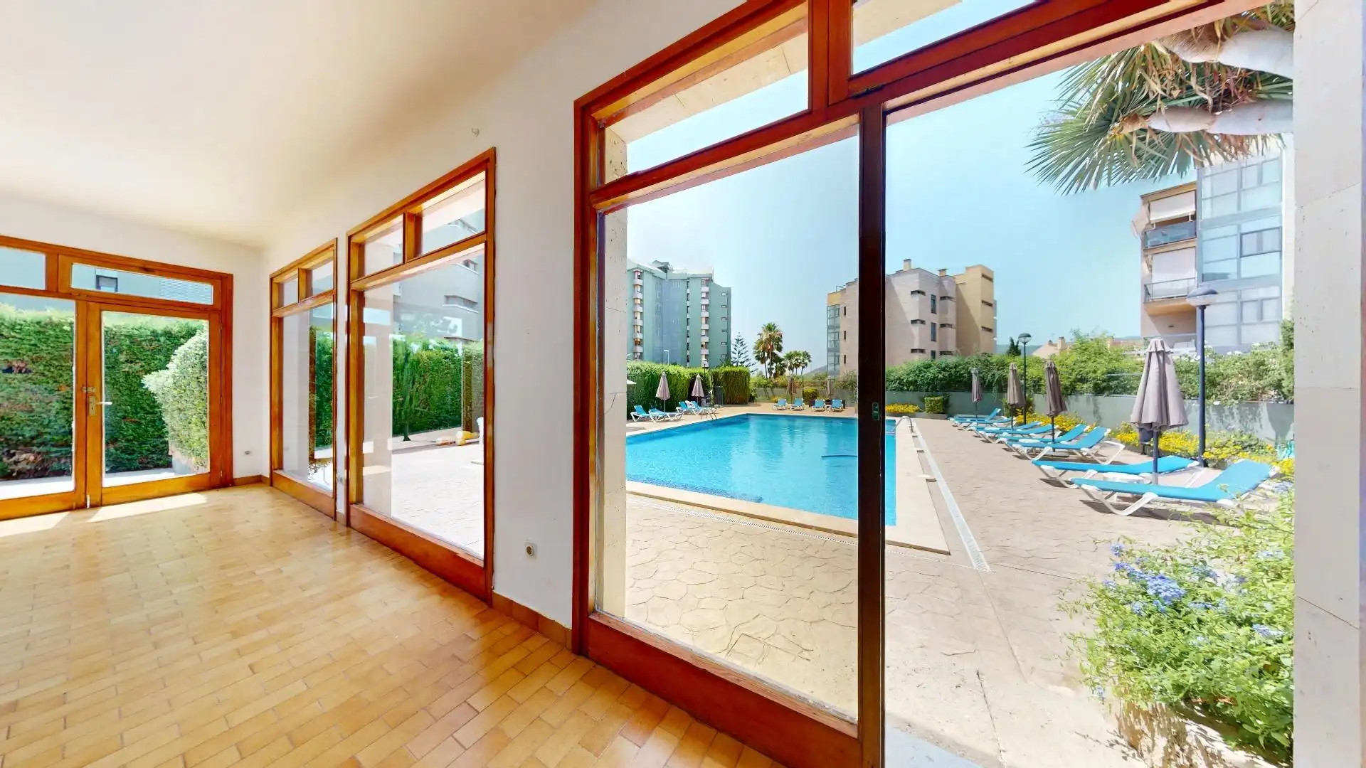 Piscina de Pis en venda en  Palma de Mallorca amb Aire condicionat, Jardí privat i Parquet