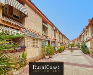 Vista exterior de Casa o xalet en venda en Alicante / Alacant amb Aire condicionat, Calefacció i Terrassa