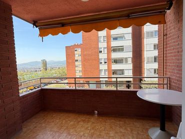 Piso con balcón en venta en Carrer d'Antoni Gaudí