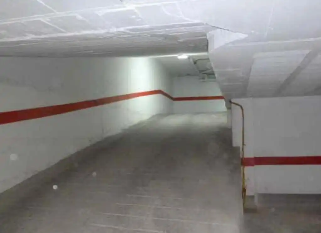 Parkplatz zum Verkauf in CERAMICA, imagen 3