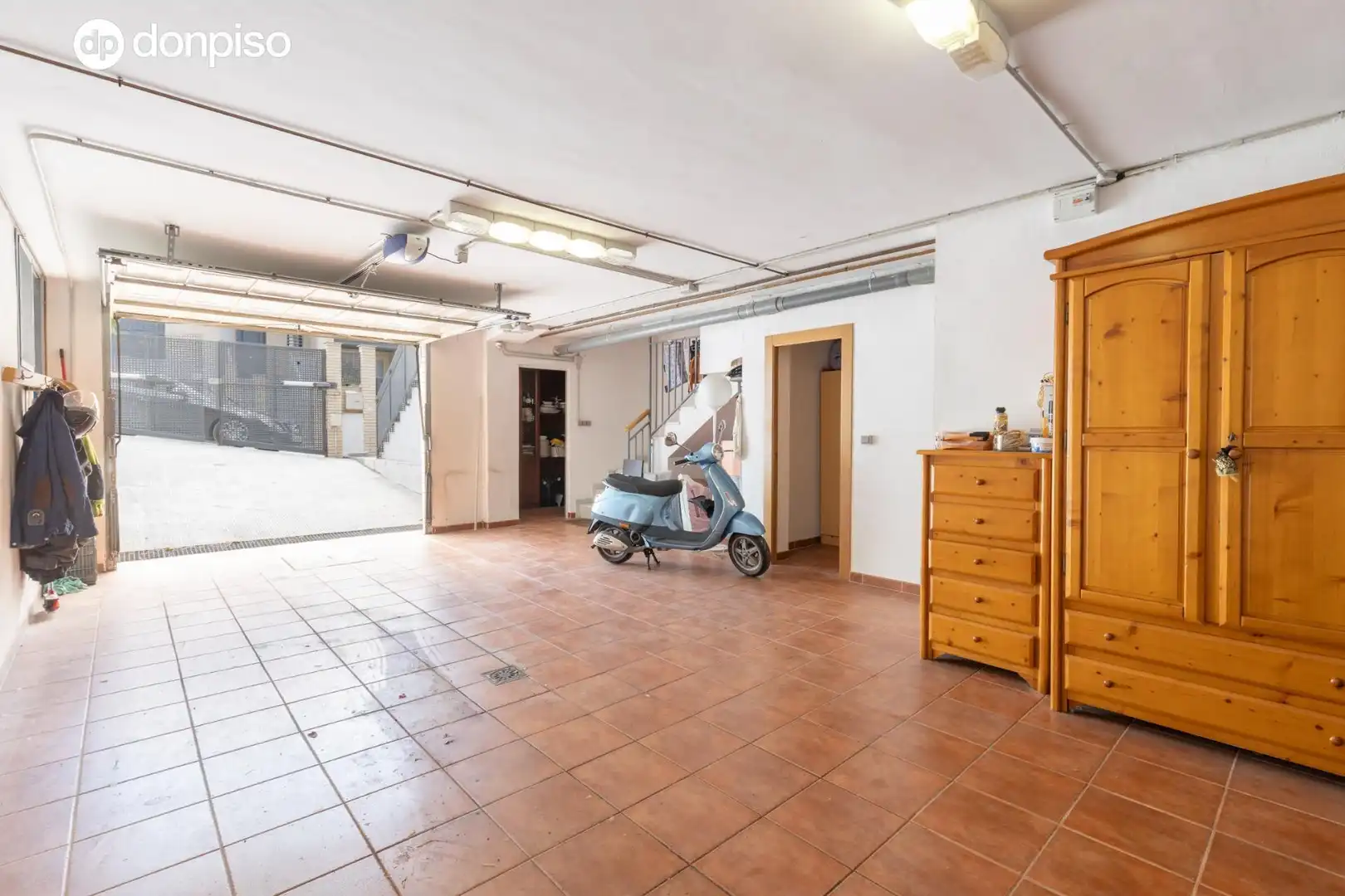 Casa adosada en venta en Granada con Aire acondicionado, Calefacción y Balcón