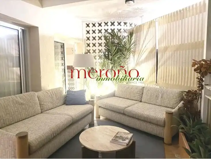 Sala d'estar de Apartament de lloguer en Santa Pola amb Terrassa i Moblat