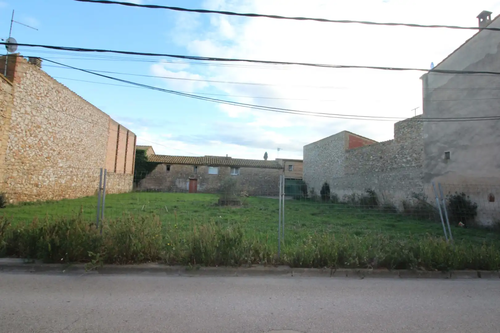 Rural land for sale in Cabanes (Girona)