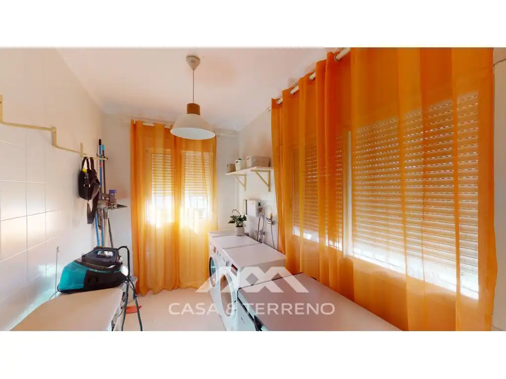 Vista exterior de Casa o xalet en venda en Vélez-Málaga amb Aire condicionat, Jardí privat i Terrassa