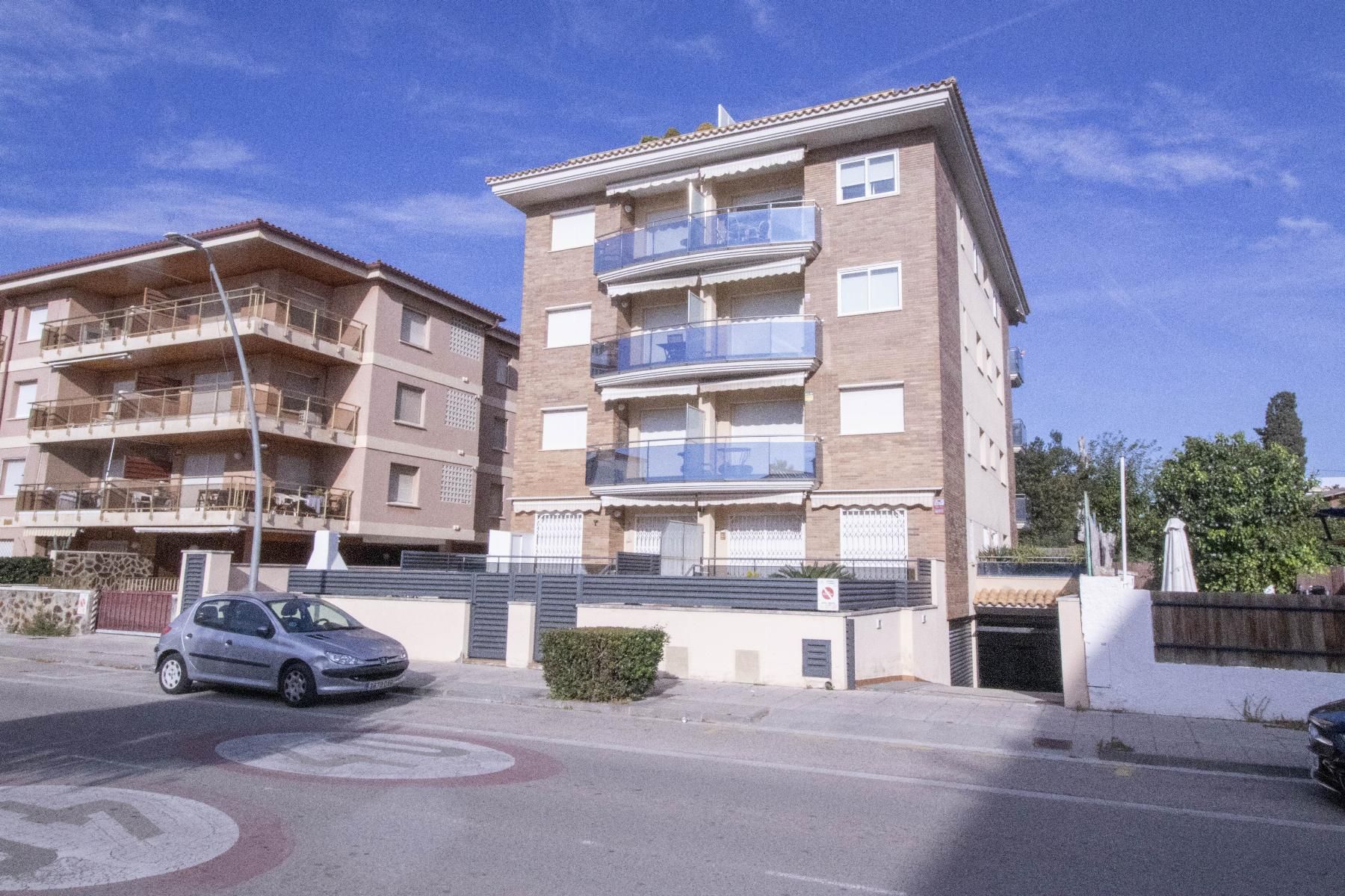 Exterior view of Apartment for sale in El Vendrell  with Air Conditioner, Heating and Terrace