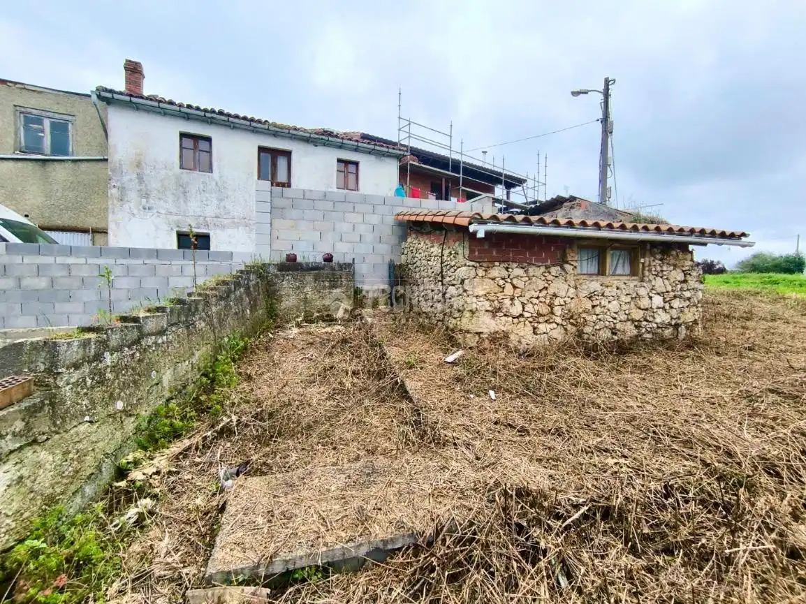 Land for sale in Siero