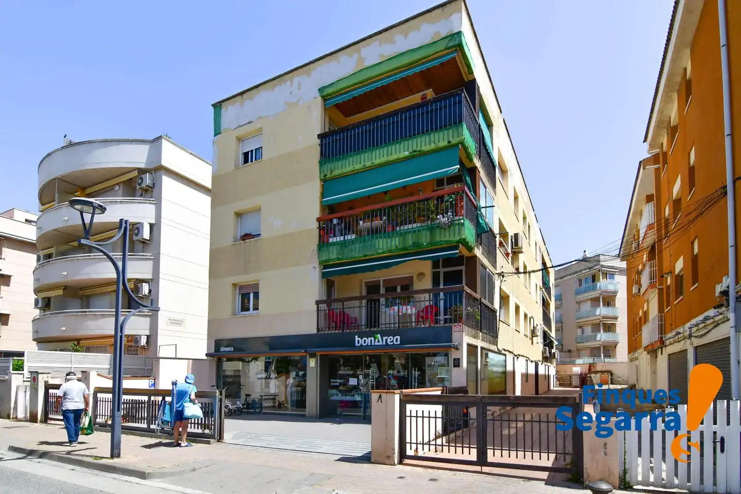 Vista exterior de Pis en venda en El Vendrell amb Terrassa