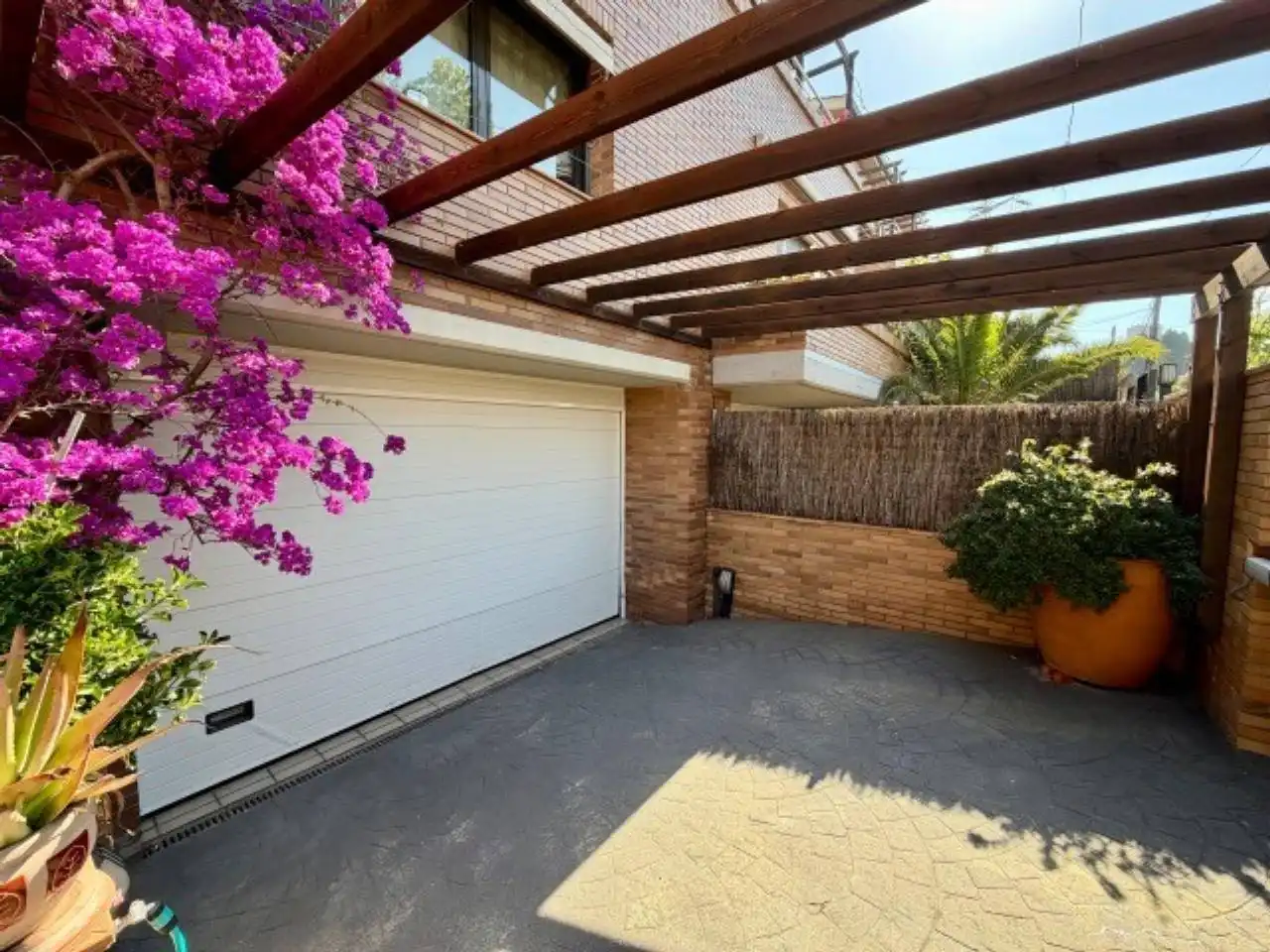 Vista exterior de Casa o chalet en venta en Sant Quirze del Vallès con Aire acondicionado, Calefacción y Jardín privado