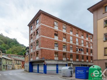 Appartamento in vendita a RIOTURBIO 68