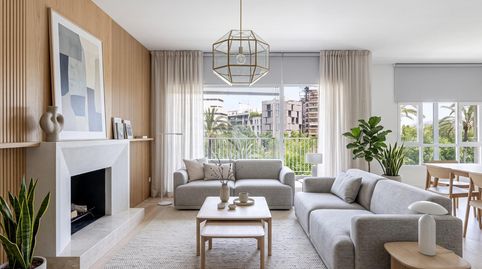Amplio piso de cinco dormitorios para reformar con balcón, terraza y ascensor en el corazón de Palma