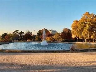 Exterior view of Flat for sale in  Madrid Capital  with Heating, Furnished and Oven