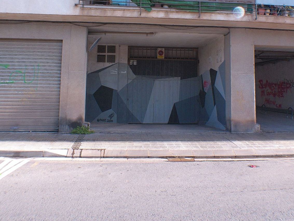 Vista exterior de Garatge de lloguer en El Vendrell amb Alarma