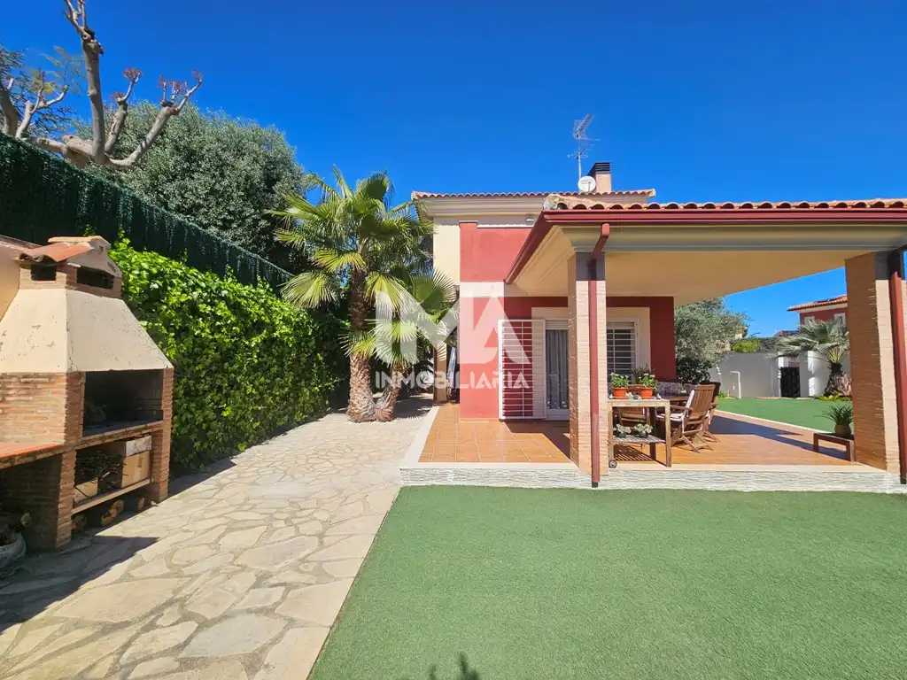 Jardí de Casa o xalet en venda en Bétera amb Aire condicionat, Calefacció i Jardí privat