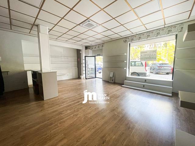 Local comercial en Alquiler en Plaza de España en Cieza