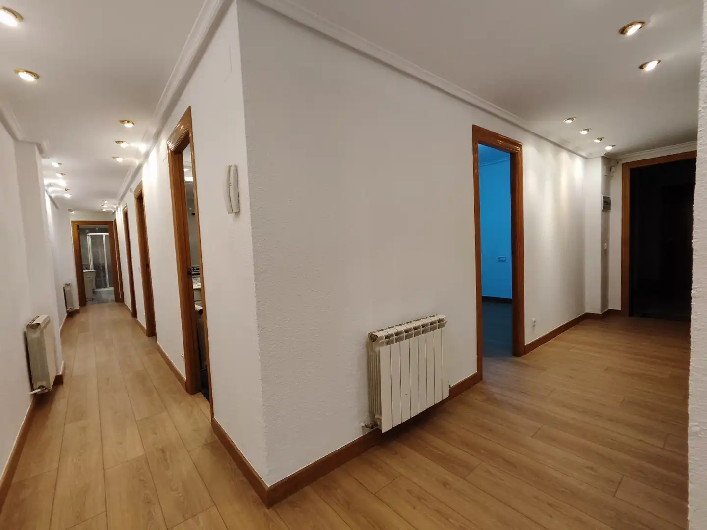Pis en venda en  Logroño amb Calefacció, Parquet i Balcó