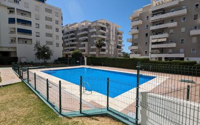 Schwimmbecken von Wohnungen zum verkauf in Marbella mit Klimaanlage, Terrasse und Schwimmbad