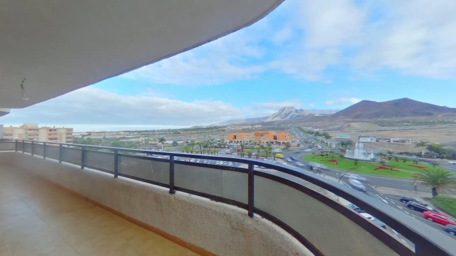 Vista exterior de Piso en venta en Arona con Balcón