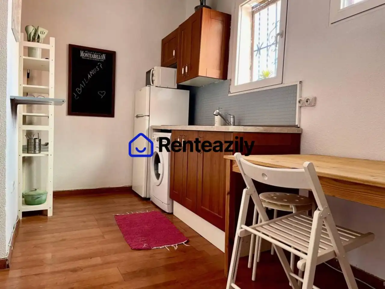Cuina de Apartament de lloguer en Madrid amb Aire condicionat, Moblat i Rentadora