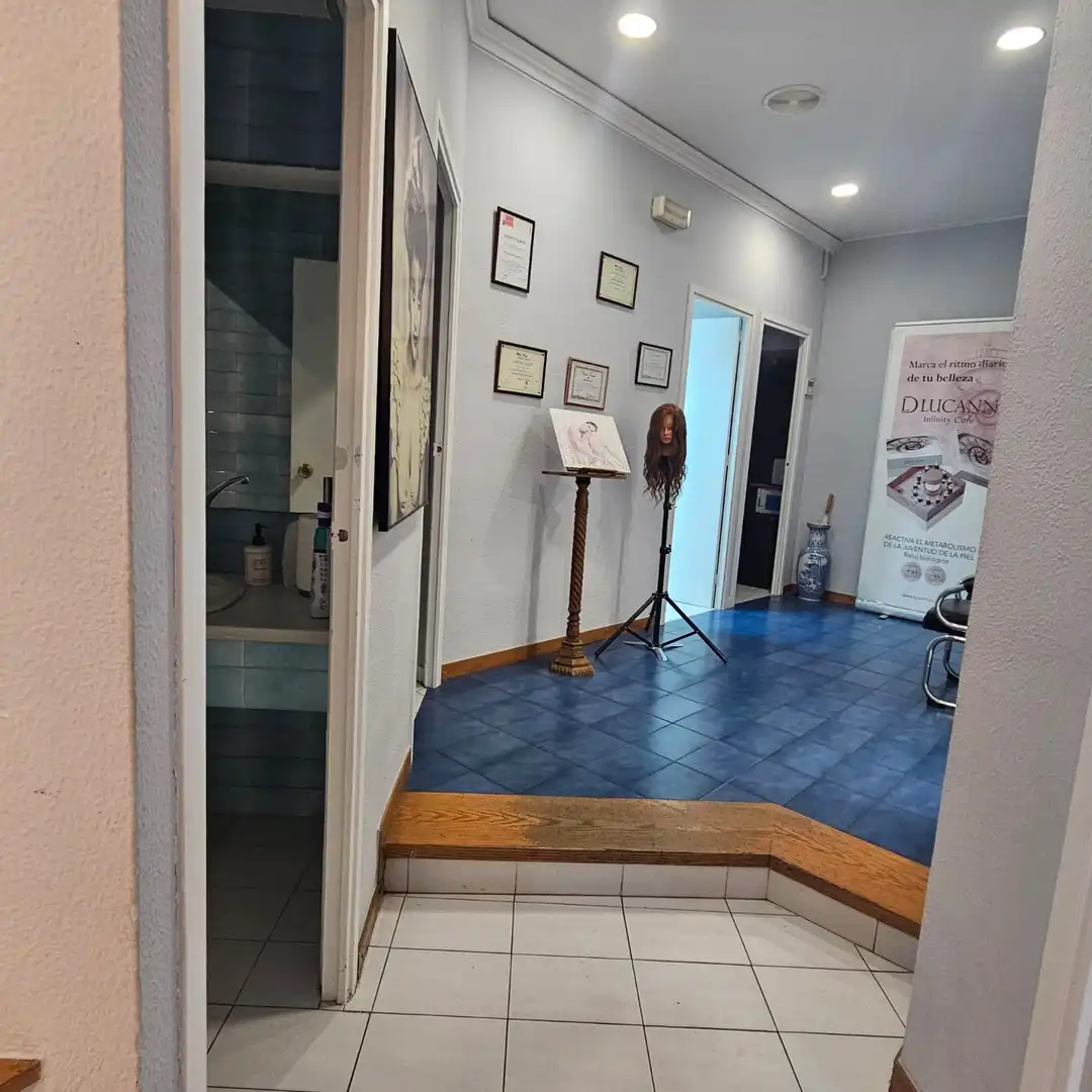 Geschaftsraum zum Verkauf in Sant Feliu de Llobregat mit Klimaanlage, Heizung und Parkett