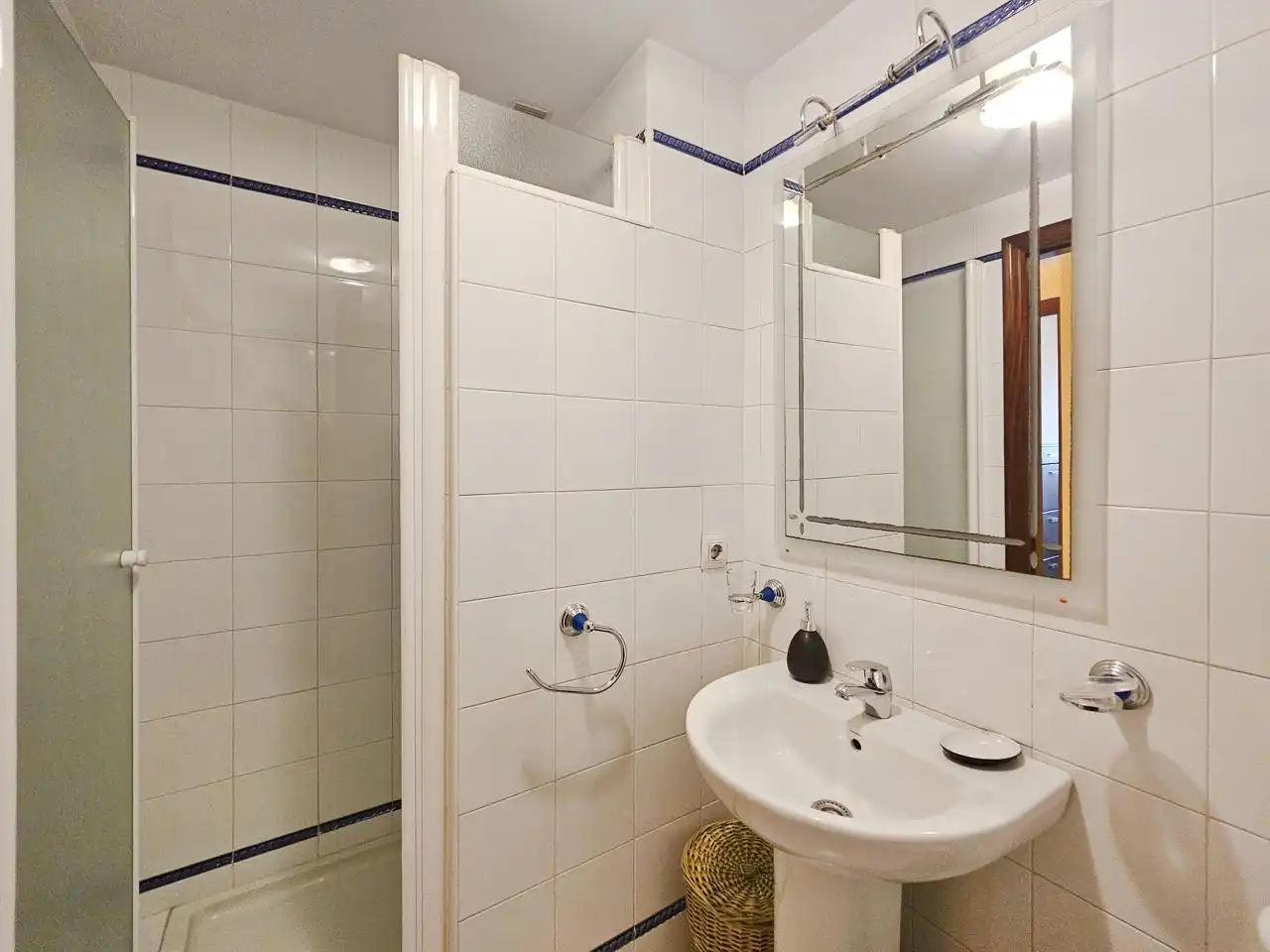 Badezimmer von Wohnung zum Verkauf in Alcalá de Guadaira mit Möbliert und Balkon