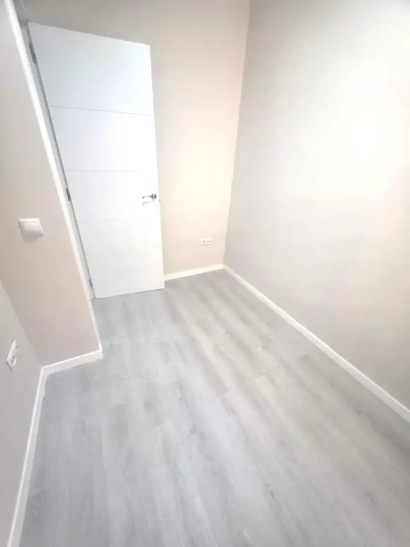 Flat for sale in Madrid  with Heating, Oven and Washing machine
