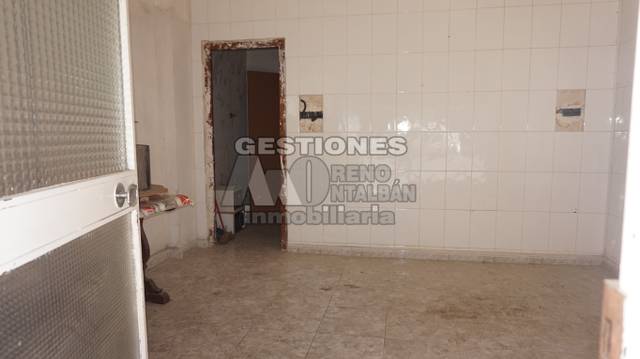Local comercial en Alquiler en Cerrillo de Maracena - Periodistas