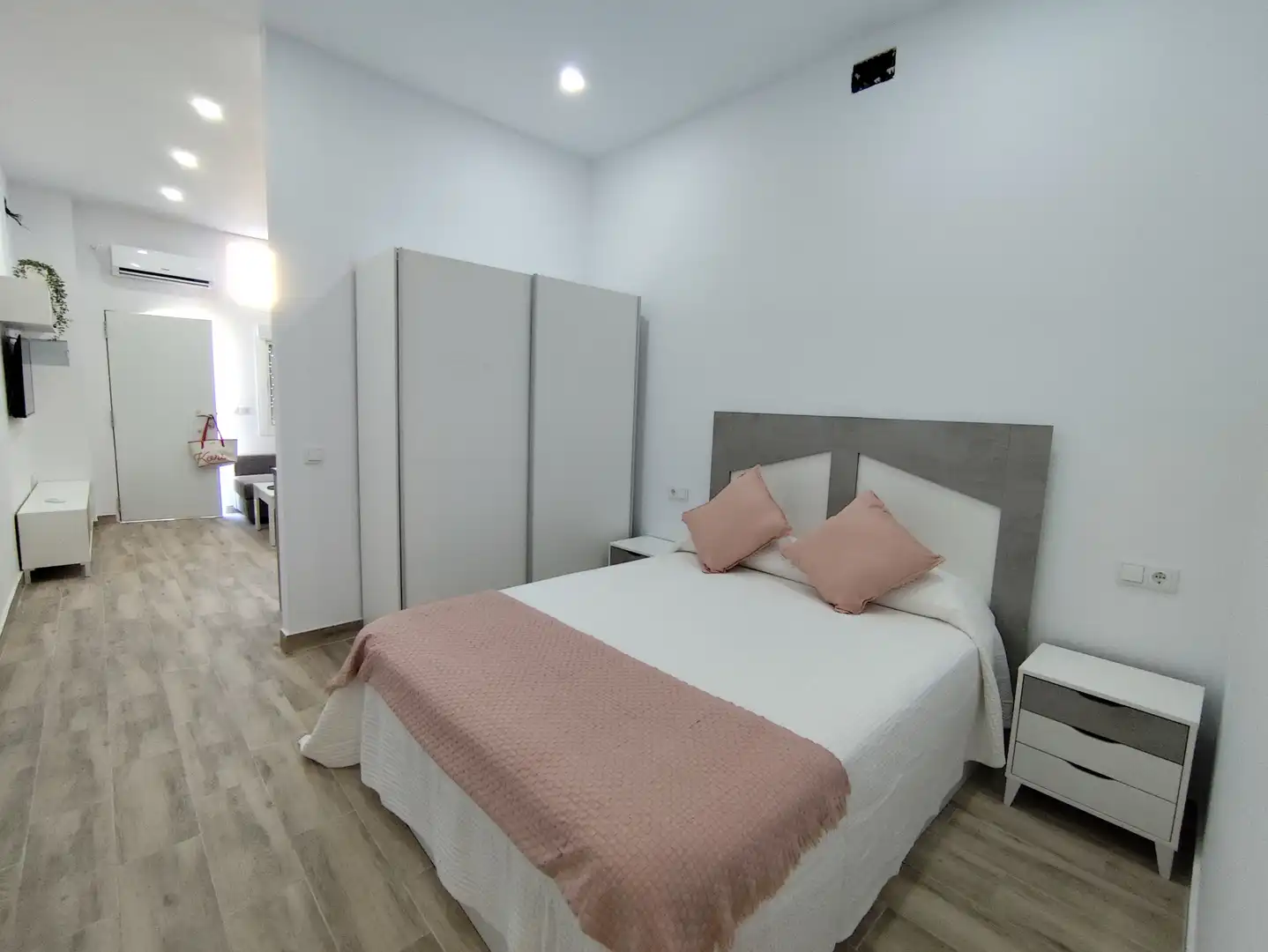 Habitación de Loft de alquiler en Sanlúcar de Barrameda con Aire acondicionado, Calefacción y Amueblado