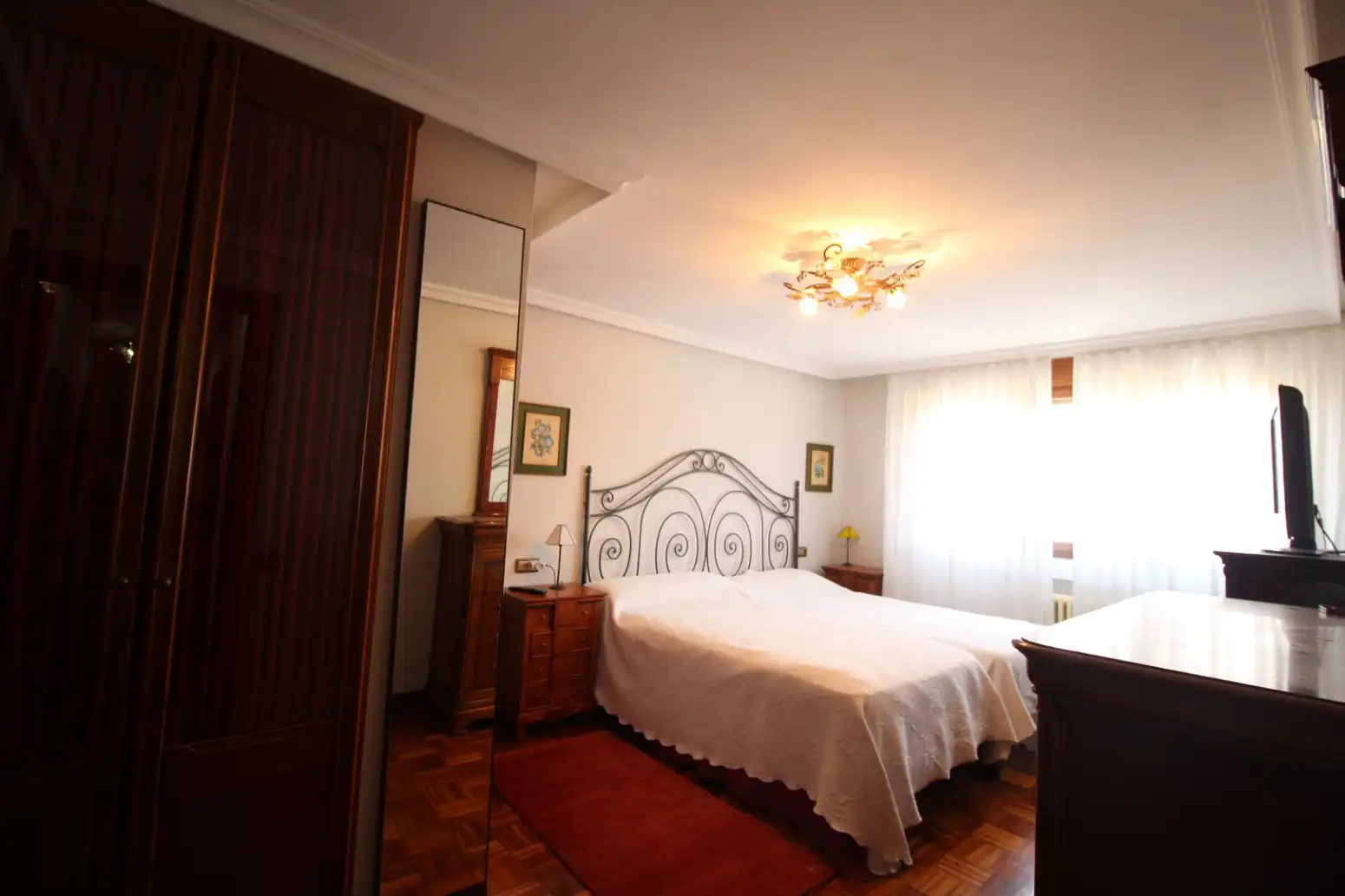 Bedroom of Flat for rent in Gijón   with Heating and Parquet flooring
